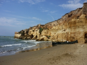 Anzio, Spiaggia delle Grotte di Nerone